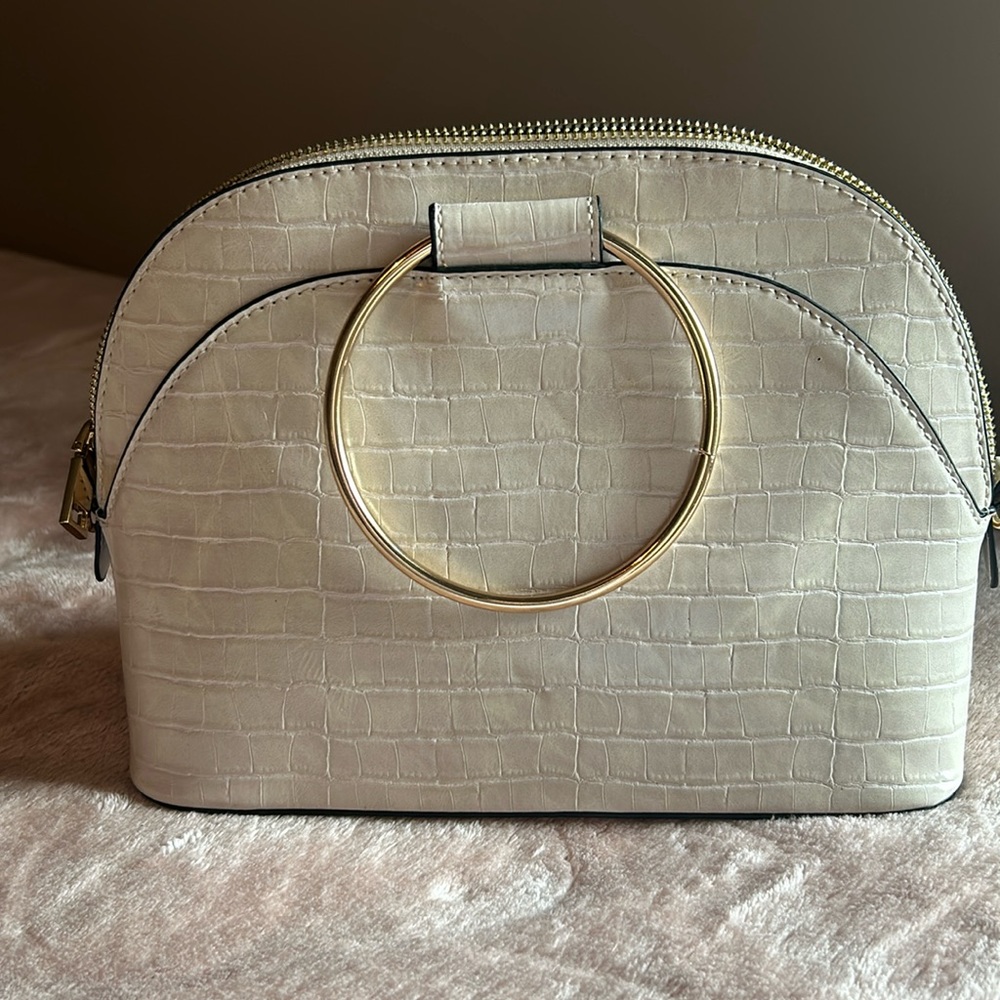 NWOT Cream Purse